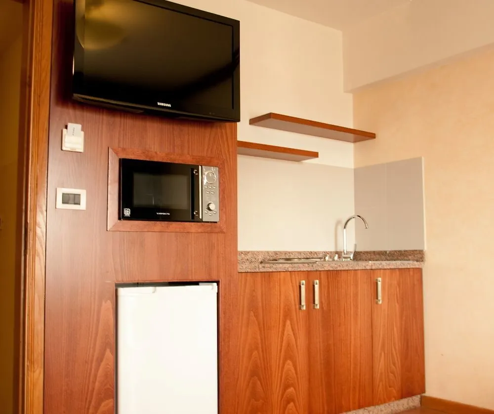 White House Hotel Jal el Dib