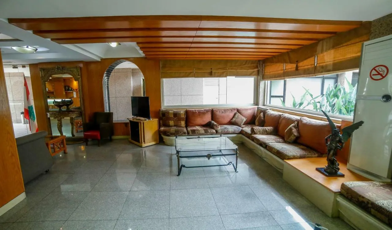 White House Hotel Jal el Dib