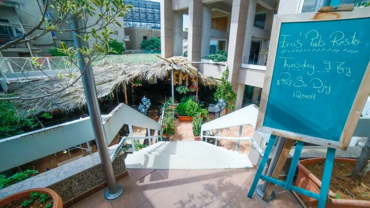 White House Hotel Jal el Dib