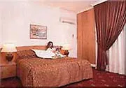 White House Hotel Jal el Dib
