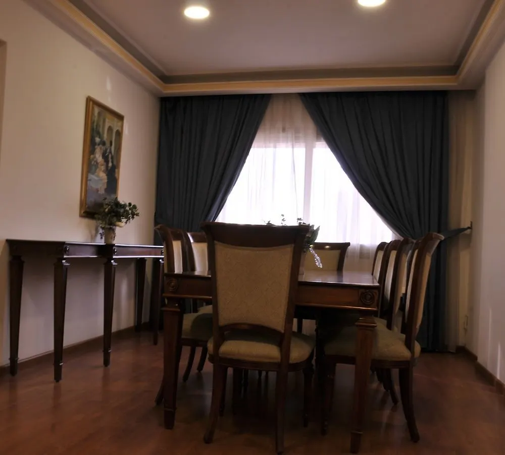 White House Hotel Jal el Dib