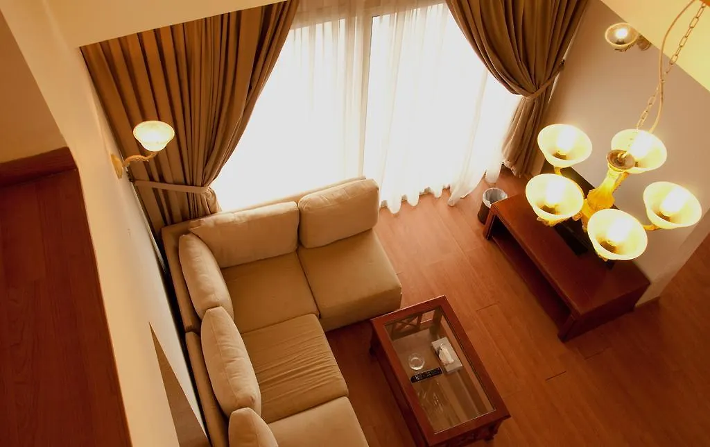White House Hotel Jal el Dib 4*,  لبنان