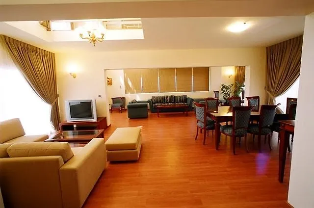 White House Hotel Jal el Dib