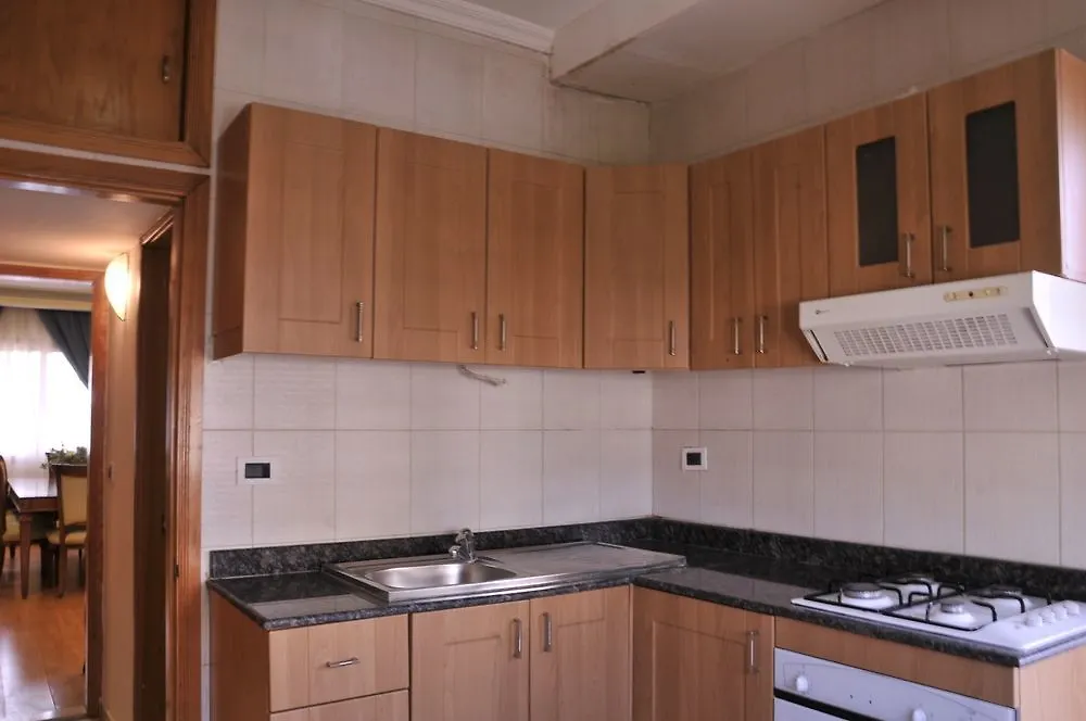 White House Hotel Jal el Dib